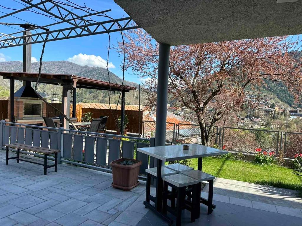 Balkón nebo terasa v ubytování Guest house LALO
