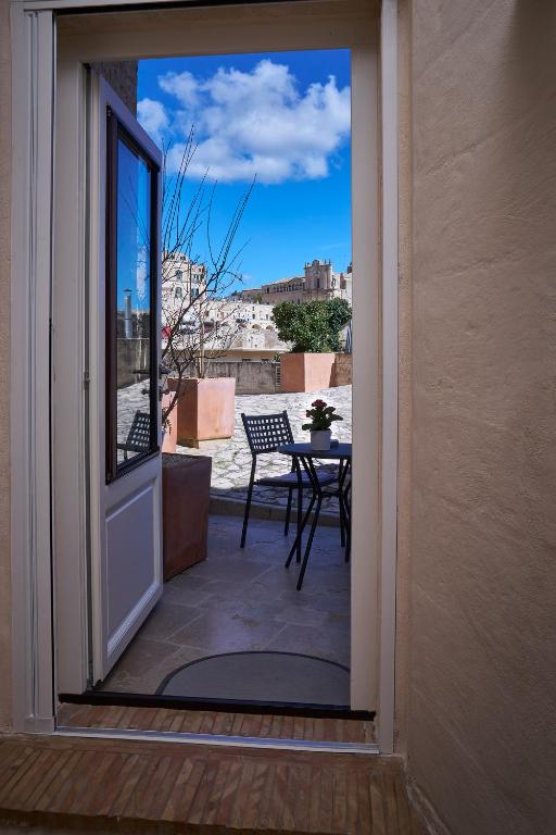 Un balcón o terraza en Fra I Sassi Residence