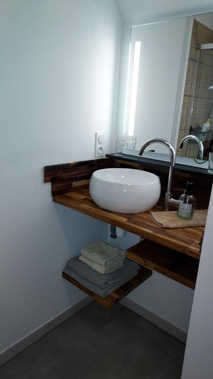 Koupelna v ubytování Duplex Sables d'Or