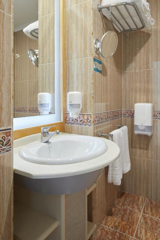 Hotel & Talasoterapia Zelai - Habitación Doble Económica