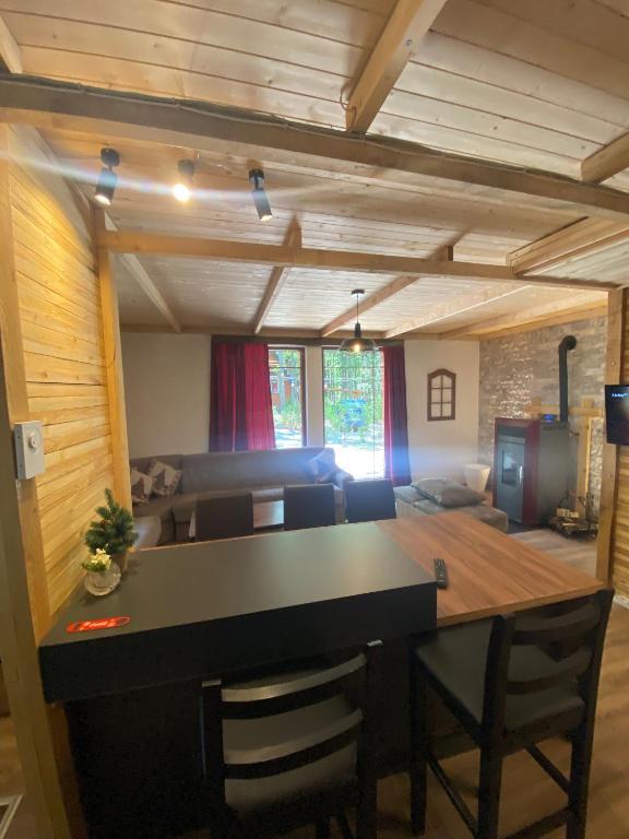 Fotografie z fotogalerie ubytování STANET Forest Houses v destinaci Novoberdo