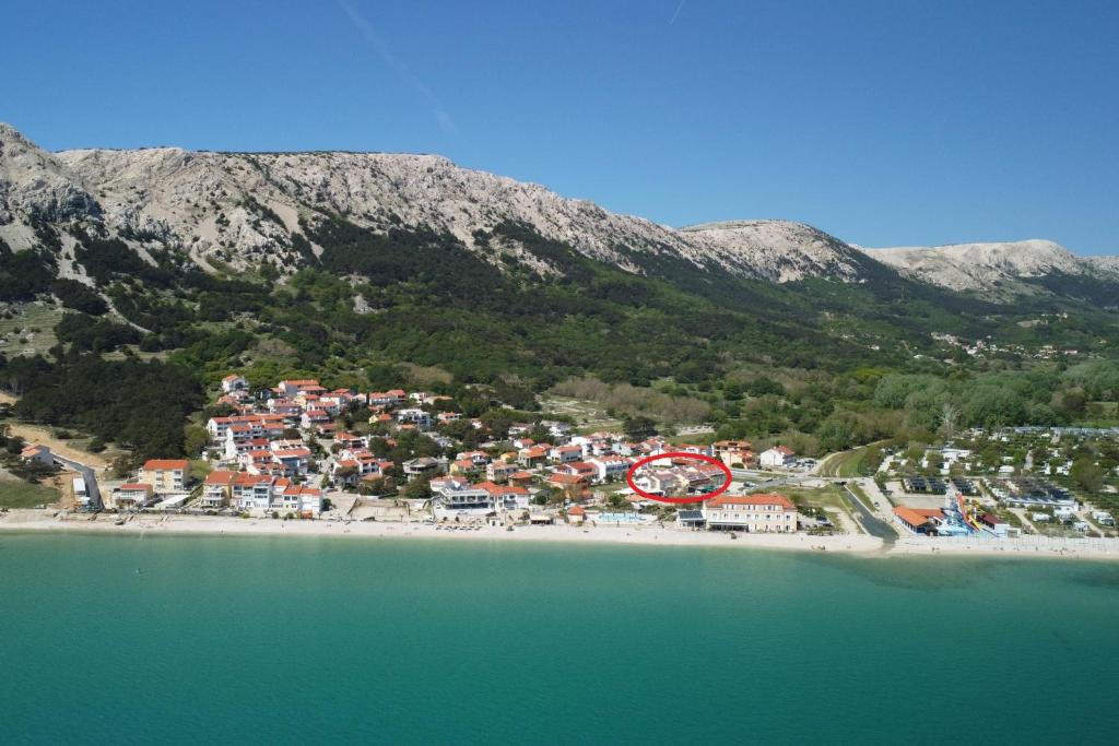 Apartments by the sea Baska, Krk - 22895