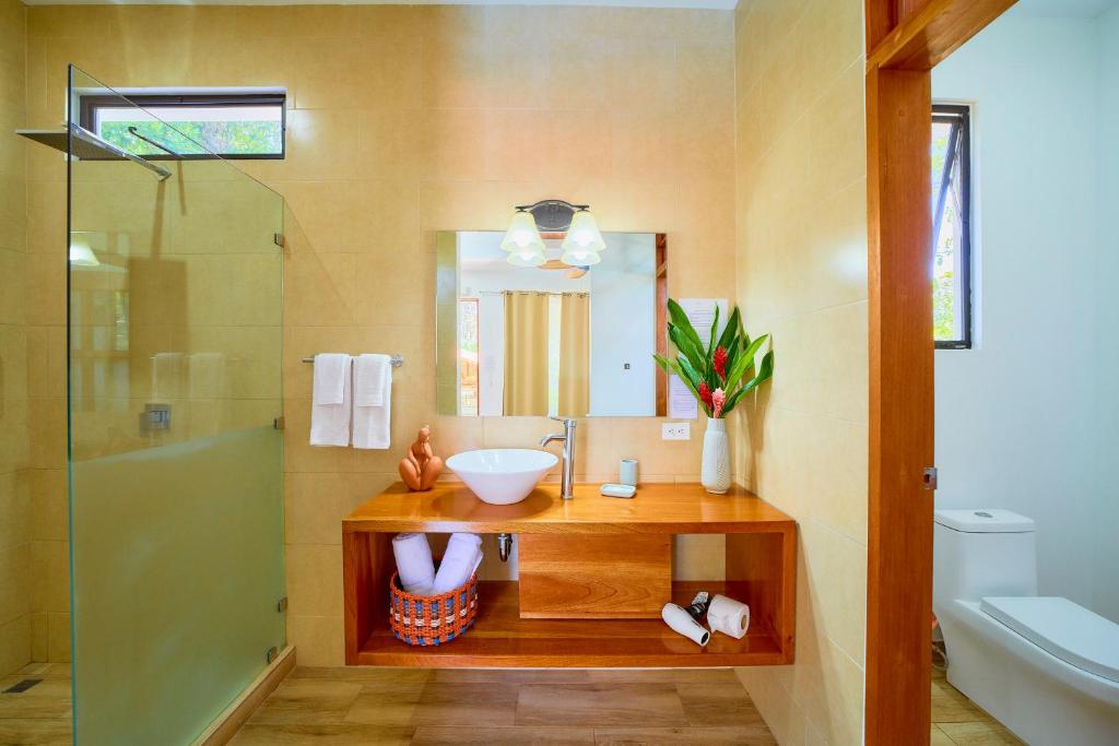 Ванная комната в Olinca Boutique Hotel