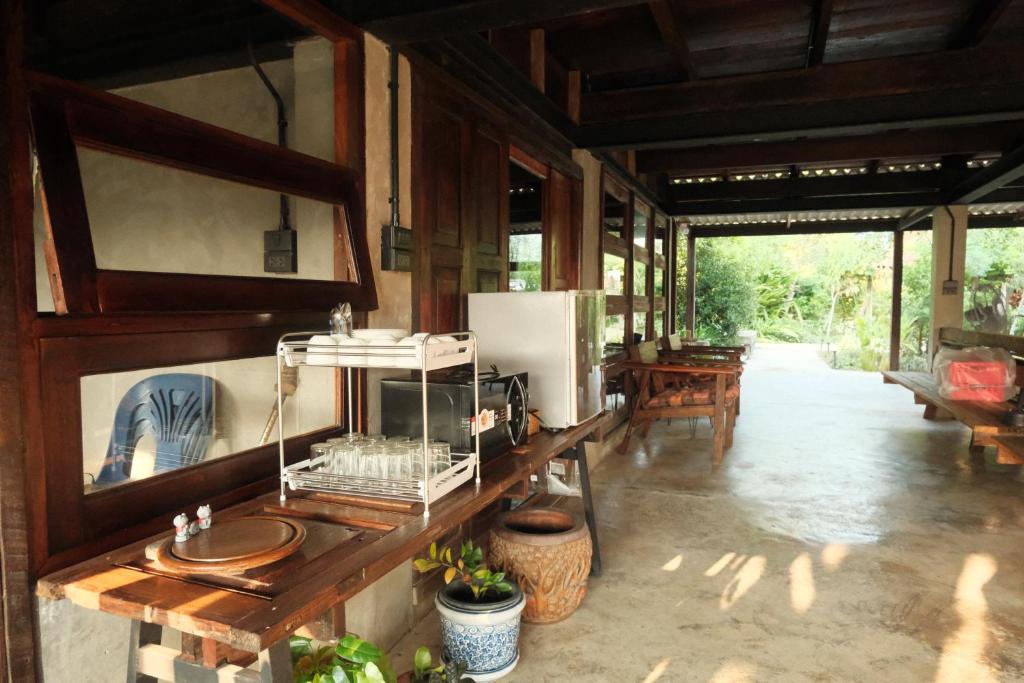 Posezení v ubytování Bannai Bangkoknoi บ้านในบางกอกน้อย