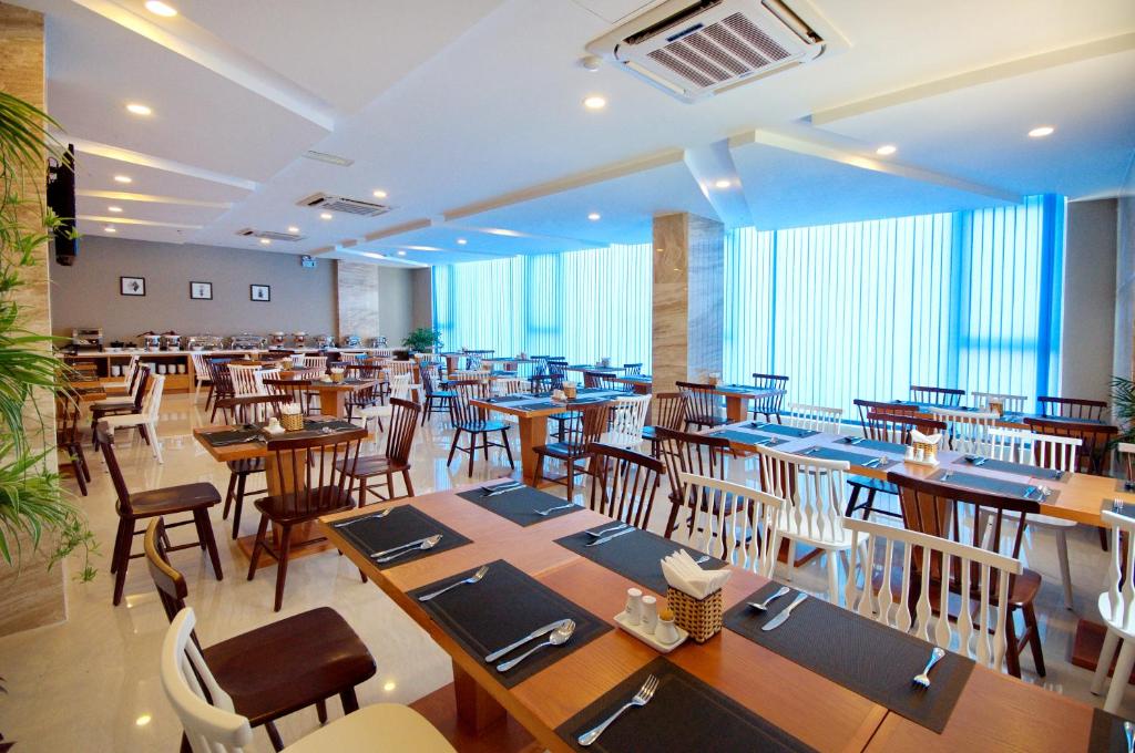 Restaurace v ubytování Gibson Hotel Nha Trang