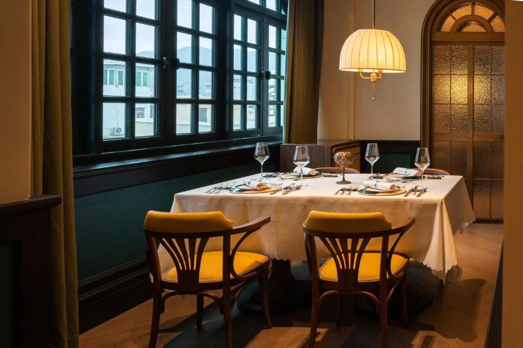 Restaurace v ubytování Hotel Central 新中央酒店