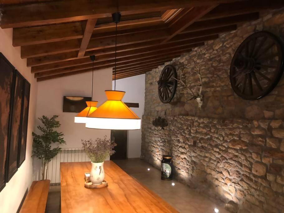 Fotografie z fotogalerie ubytování El currillo preciosa casa rural al lado cabarceno v destinaci Argomilla