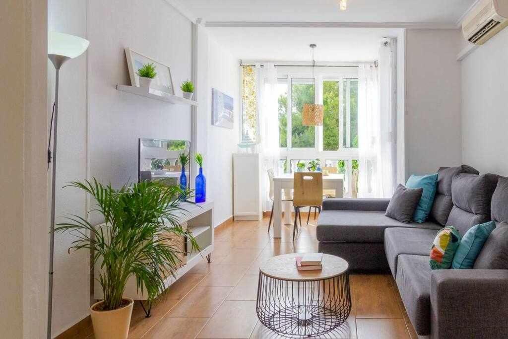 Posedenie v ubytovaní Apartamento Pink Summer