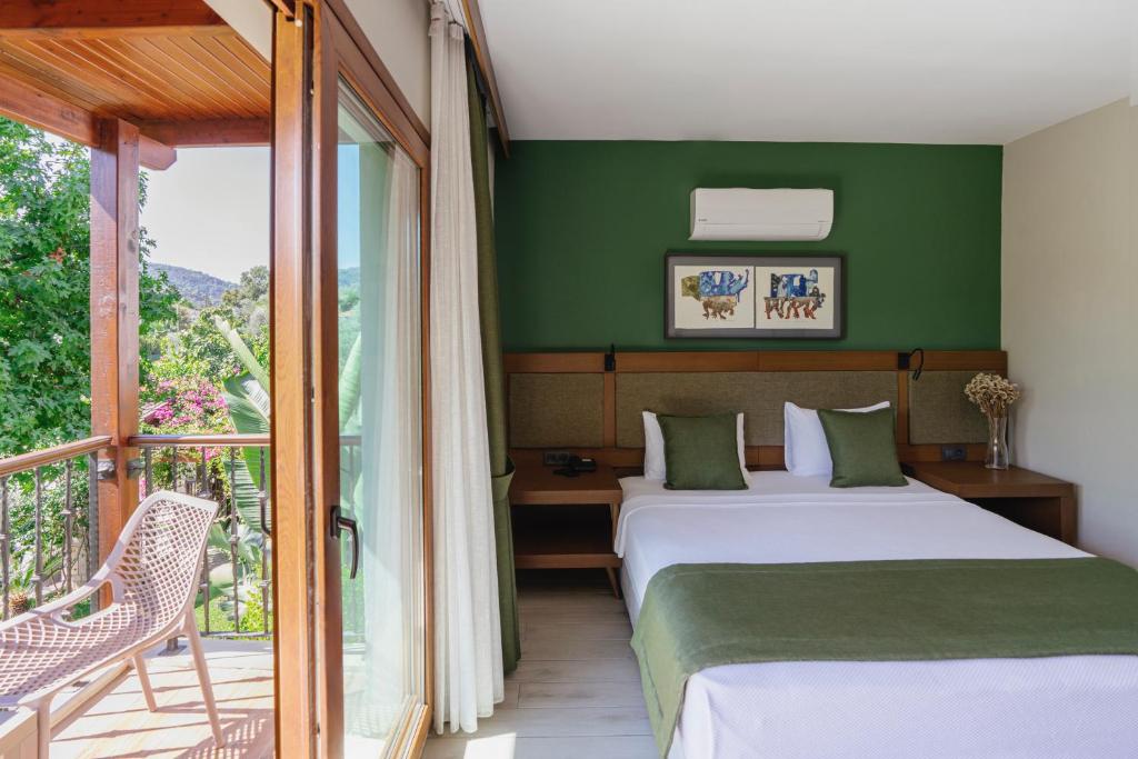 WEST HOUSE EXCLUSIVE HOTEL - 4