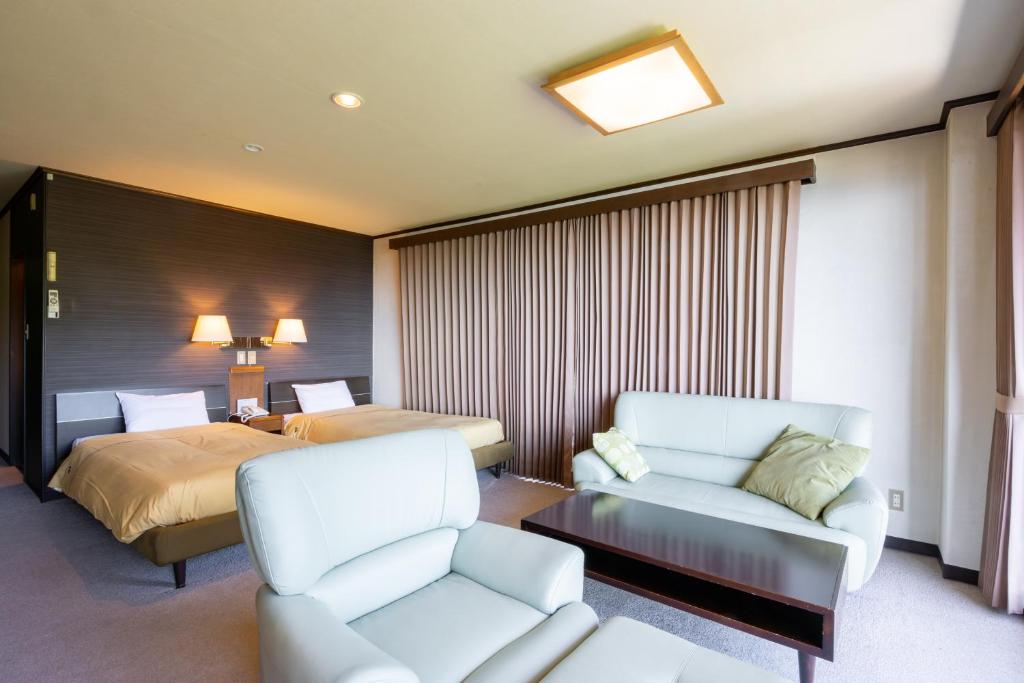 Posezení v ubytování Atagawa Prince Hotel