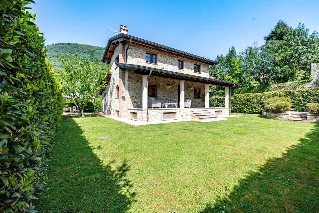 Κήπος έξω από το Villa Vittoriano - Surrounded By Nature - Happy Rentals