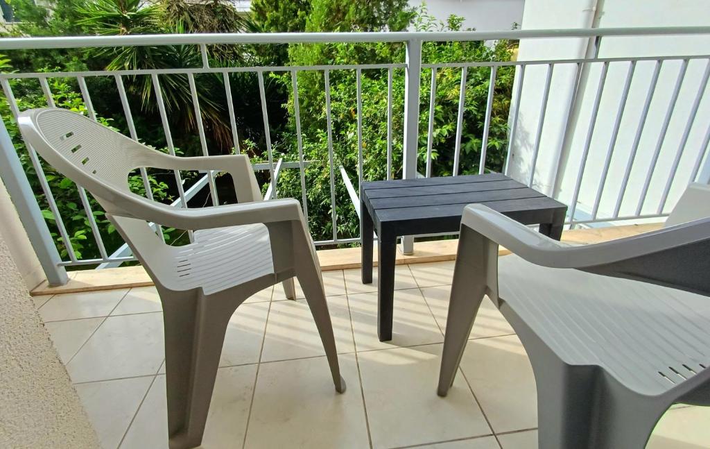 Balkón alebo terasa v ubytovaní Lefkada SunCentral Apartments