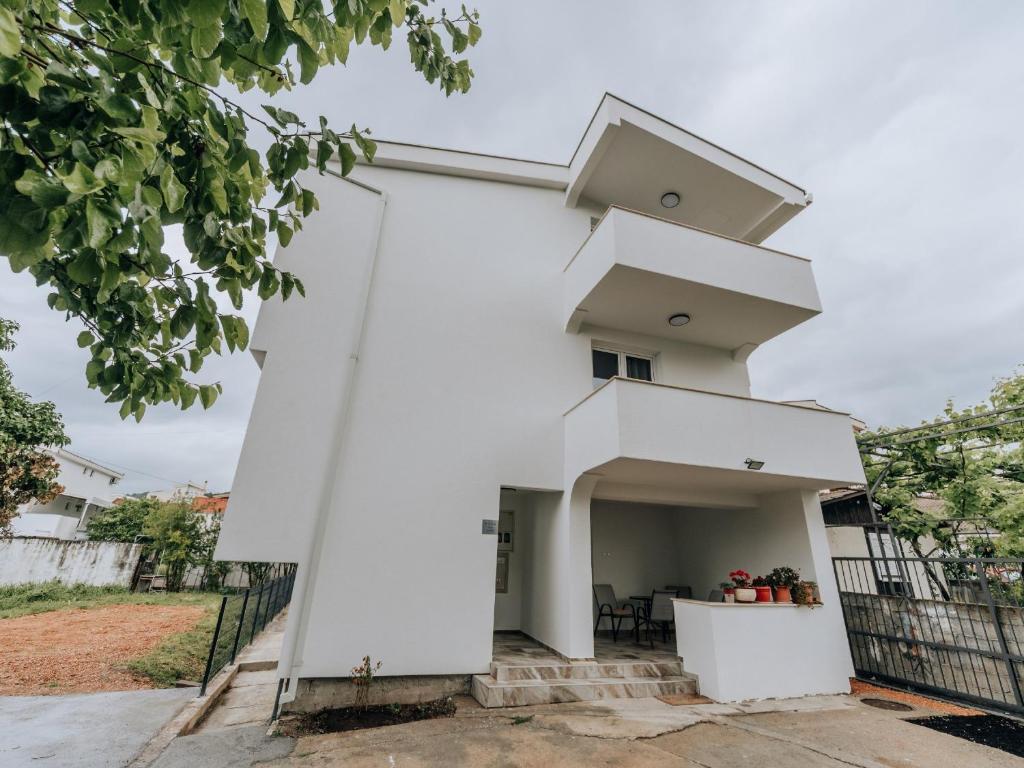 Budova, kde se apartmán nachází
