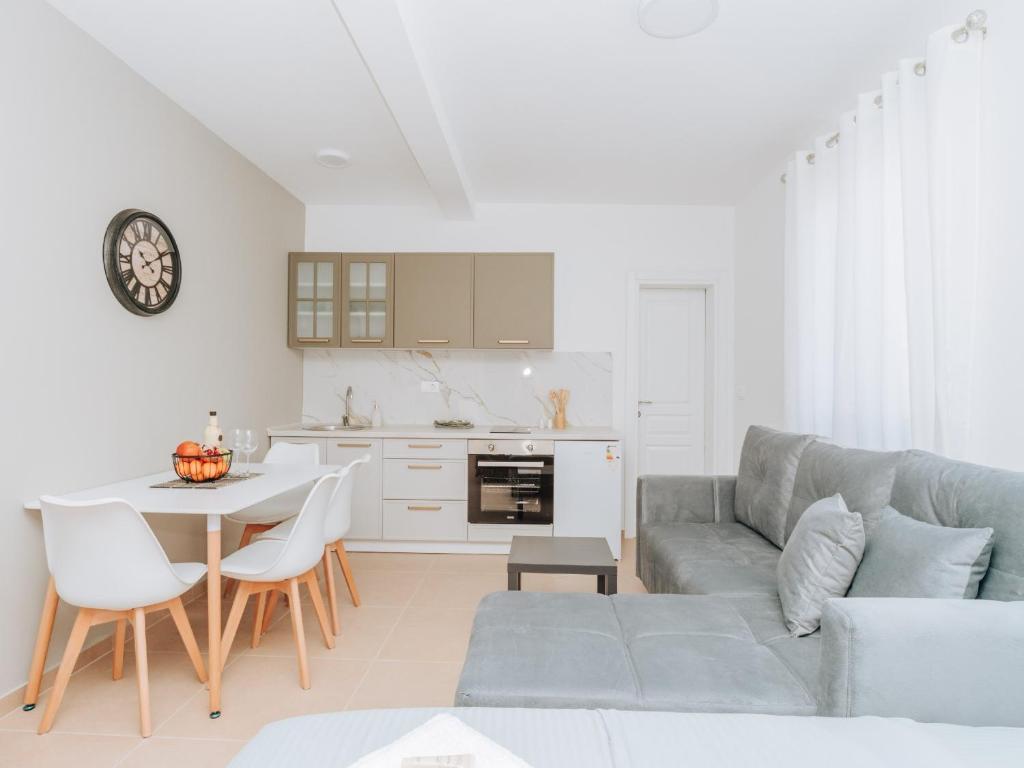 Apartments Milivojevic - 2