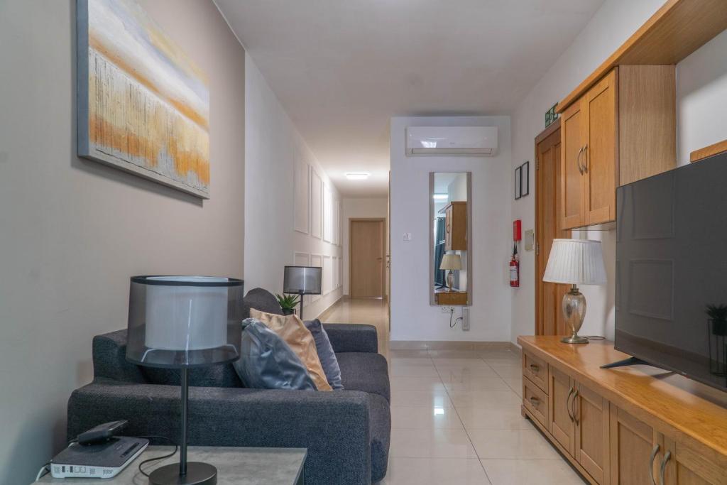 Spacious Apartment in Gzira