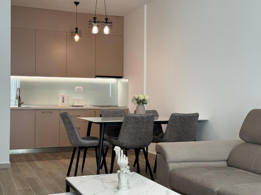 Kuchyň nebo kuchyňský kout v ubytování K apartments