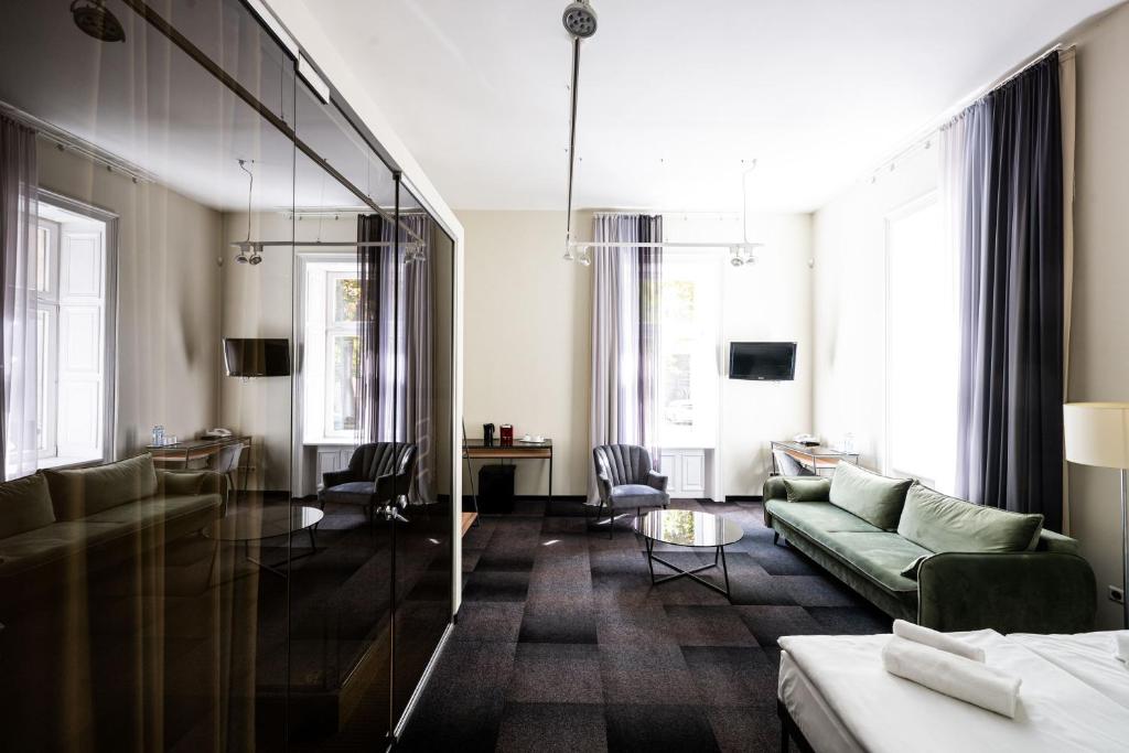 Posedenie v ubytovaní Home Aparthotel