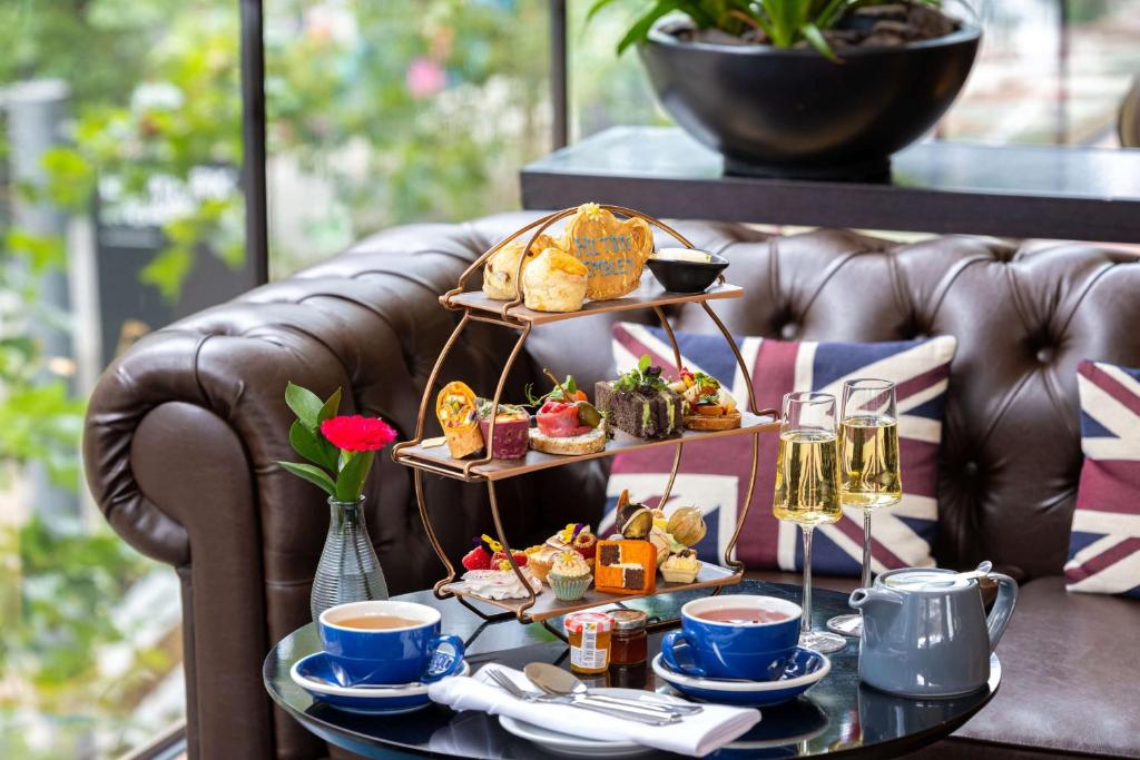 Hilton London Wembley - Resim 11