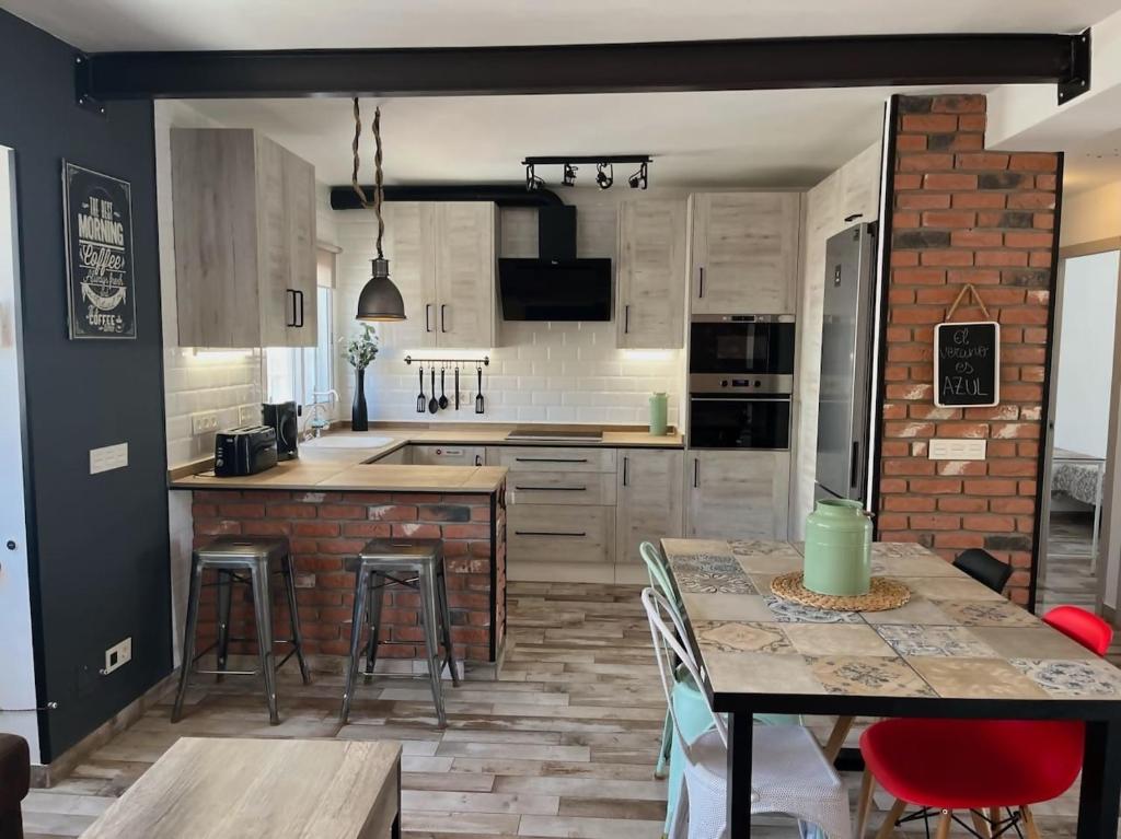 Apartamento 3 hab con parking junto a la playa