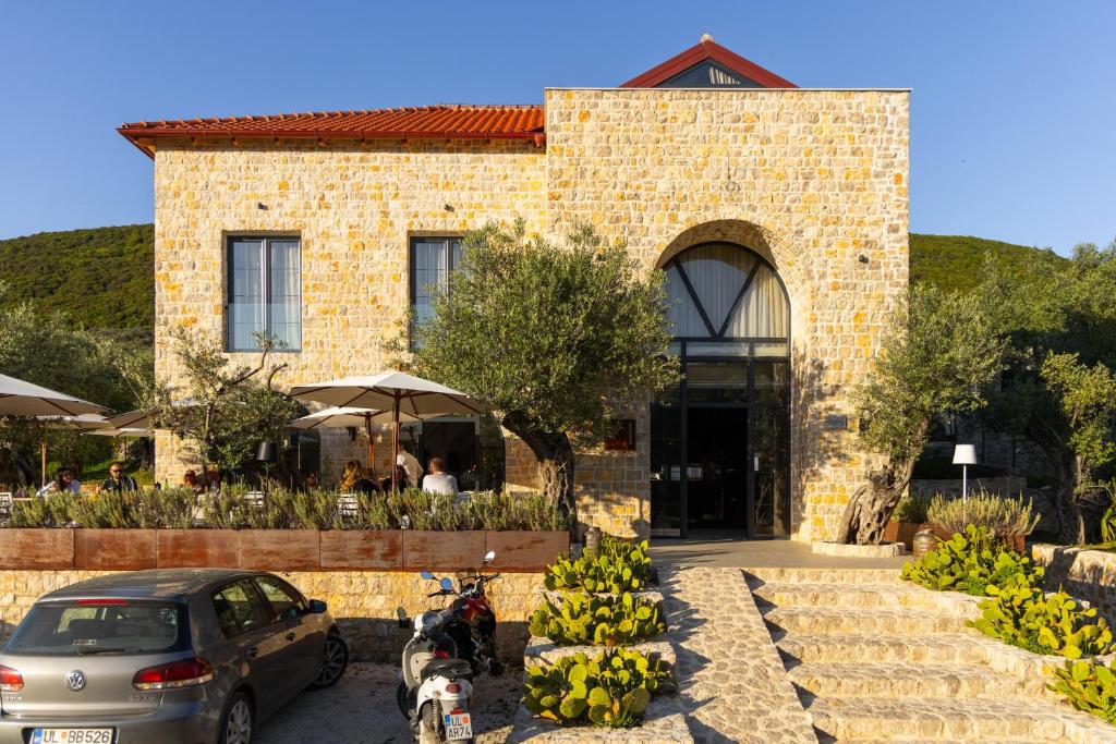 Budova, kde se hotel nachází