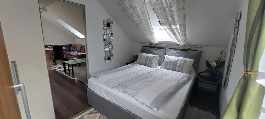 Postel nebo postele na pokoji v ubytování Ferienhaus Erika
