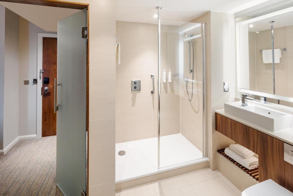 Koupelna v ubytování Courtyard by Marriott Edinburgh