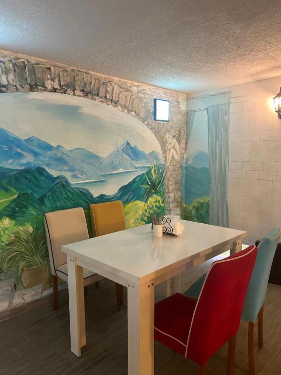 Fotografie z fotogalerie ubytování Уютный номер с видом на горы v destinaci Makhinjauri