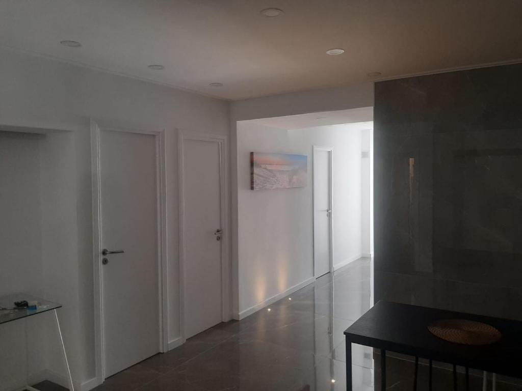 Gambar di galeri bagi Plaza Caparica Hostel di Costa de Caparica