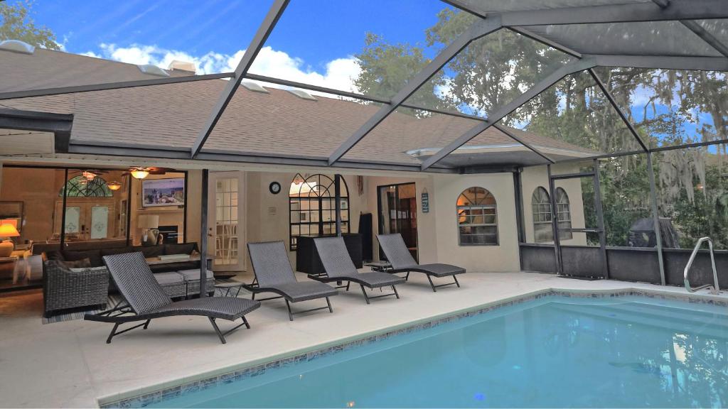 Your Manatee and Scalloping Adventure Retreat, Crystal River (updated