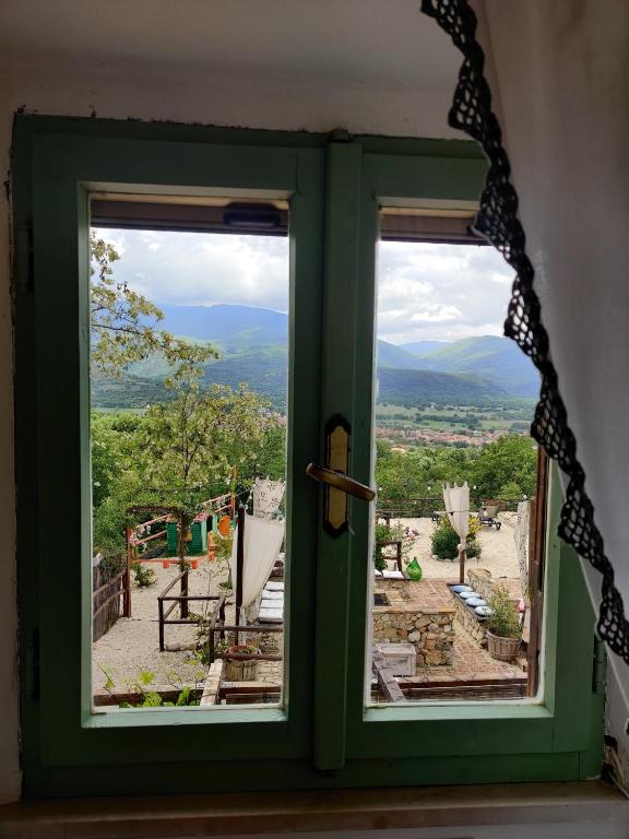 Nespecifikovaný výhled na hory nebo výhled na hory při pohledu z bed and breakfast
