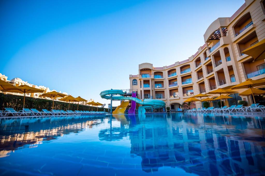Bazén v ubytování Tropitel Sahl Hasheesh nebo v jeho okolí