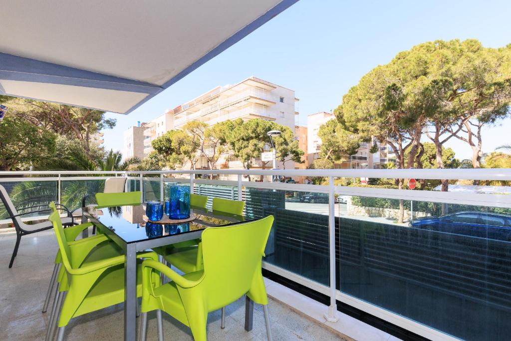 UHC LA CUMBRE APARTMENTS