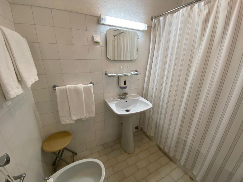 União - Guest House - Drievoudige Kamer
