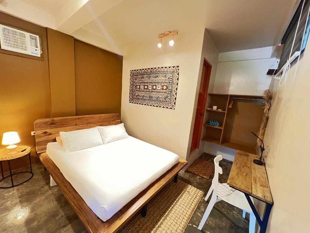 Postel nebo postele na pokoji v ubytování Haole Surf Hostel