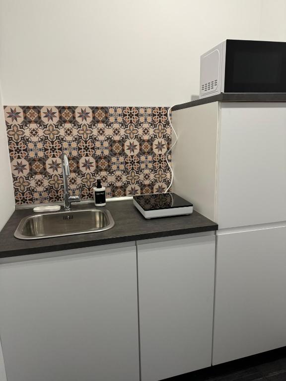 Black Room & Breakfast - 19