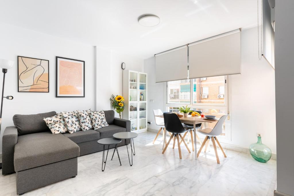WintowinRentals Quiet Apartment, good location, free parking