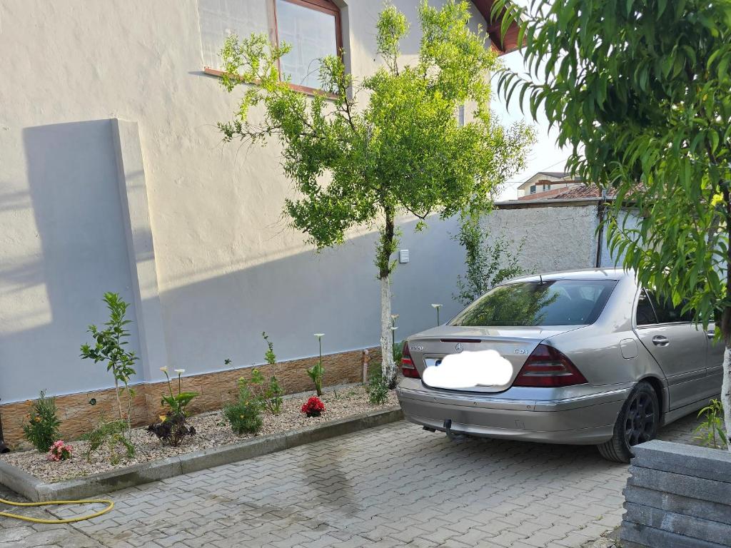 Foto sihtkohas Lezhë asuva majutusasutuse Eni's Villa, 5km From Shengjini Beach galeriist