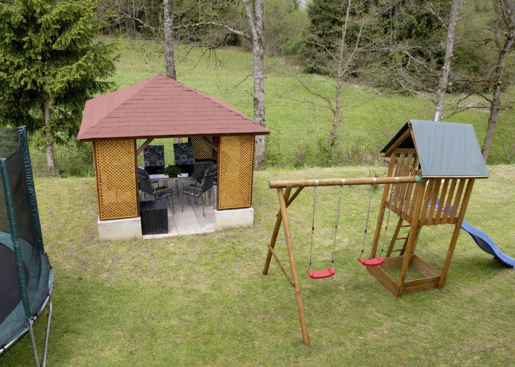 Zahrada ubytování Ferienwohnungen Hecher