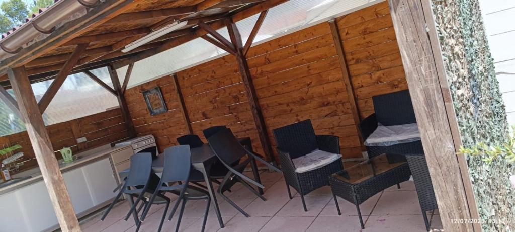 Fotografie z fotogalerie ubytování Havre de paix pour 2 à 4 pers. v destinaci Le Castellet