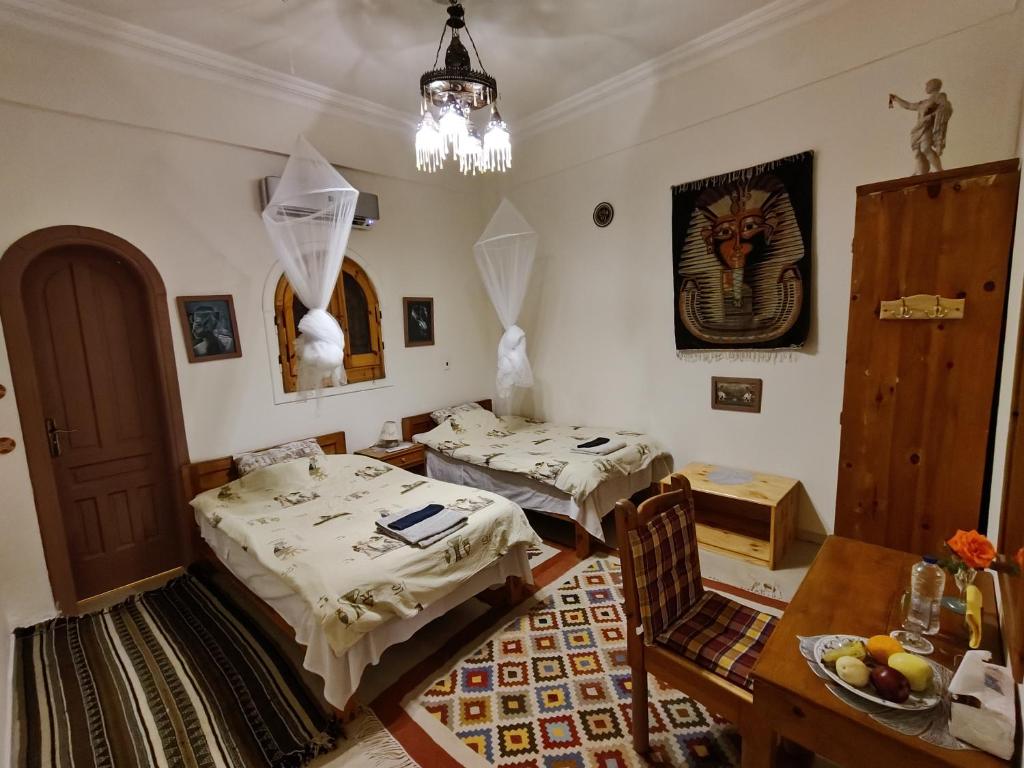 Alexander Lodge - Double Room With Private Bathroom