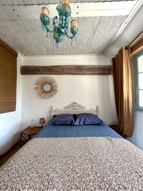 Postel nebo postele na pokoji v ubytování Chambres d'Hôtes Manoir Du Chêne