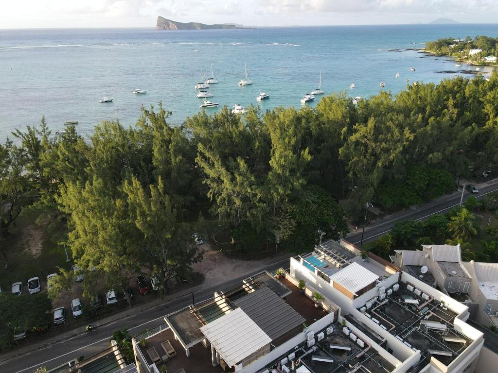 Curated visual reference: Picture Idea: Luxury Penthouse 380 M2 Private Rooftop Terrace With Private Pool