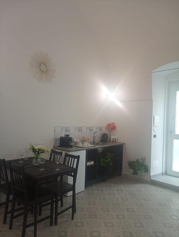 Kuchyň nebo kuchyňský kout v ubytování Splendore del Sole