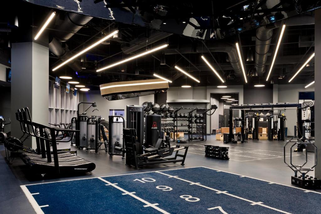Das Fitnesscenter und&#47;oder die Fitnesseinrichtungen in der Unterkunft Fontainebleau Las Vegas
