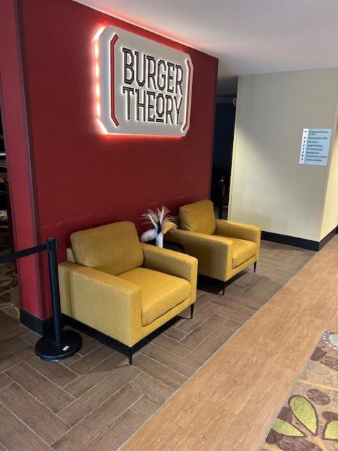 Holiday Inn - Mississauga Toronto West by IHG - Resim 14