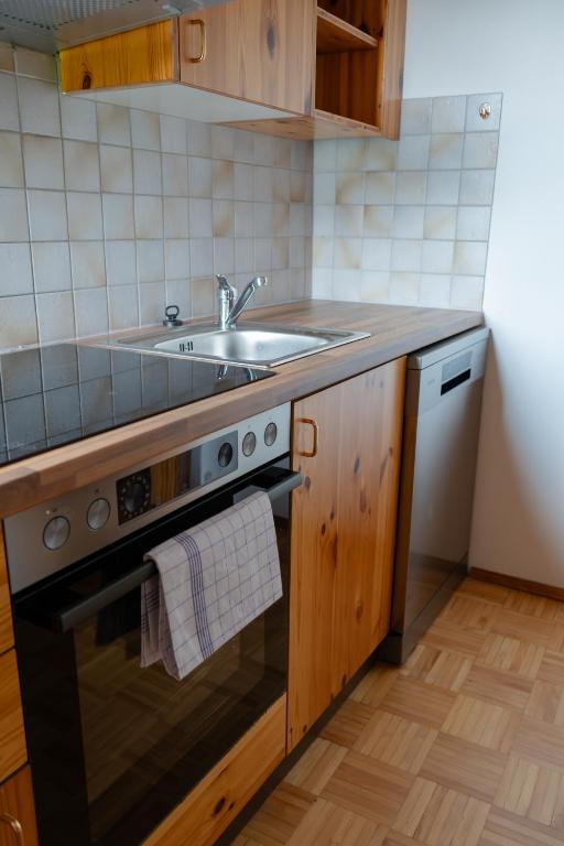 Kuchyňa alebo kuchynka v ubytovaní S.A.W. Rooms