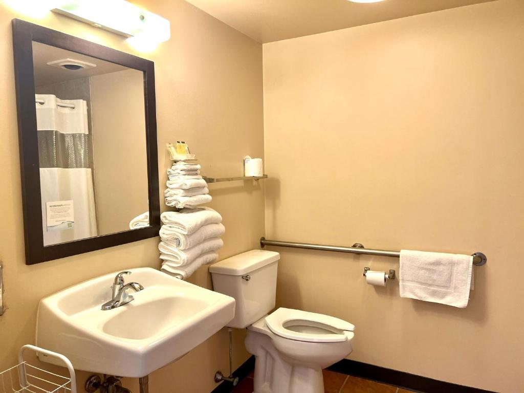 Travelodge by Wyndham Hershey photo