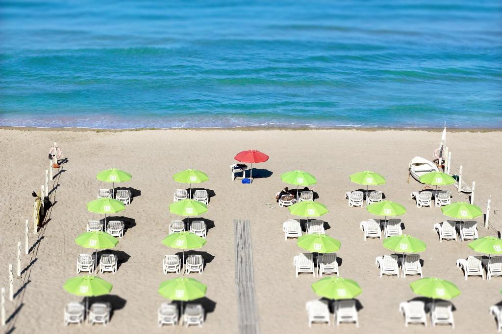 Pláž u hotelu