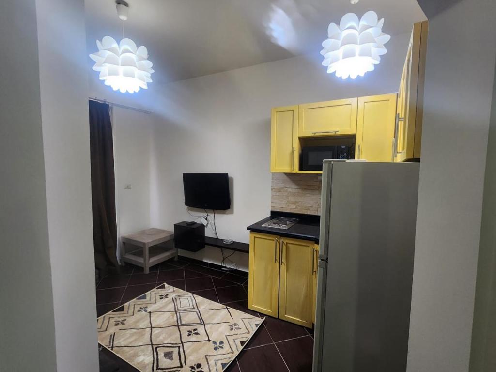 Kuchyň nebo kuchyňský kout v ubytování بورتو مطروح الهانى 2 families only