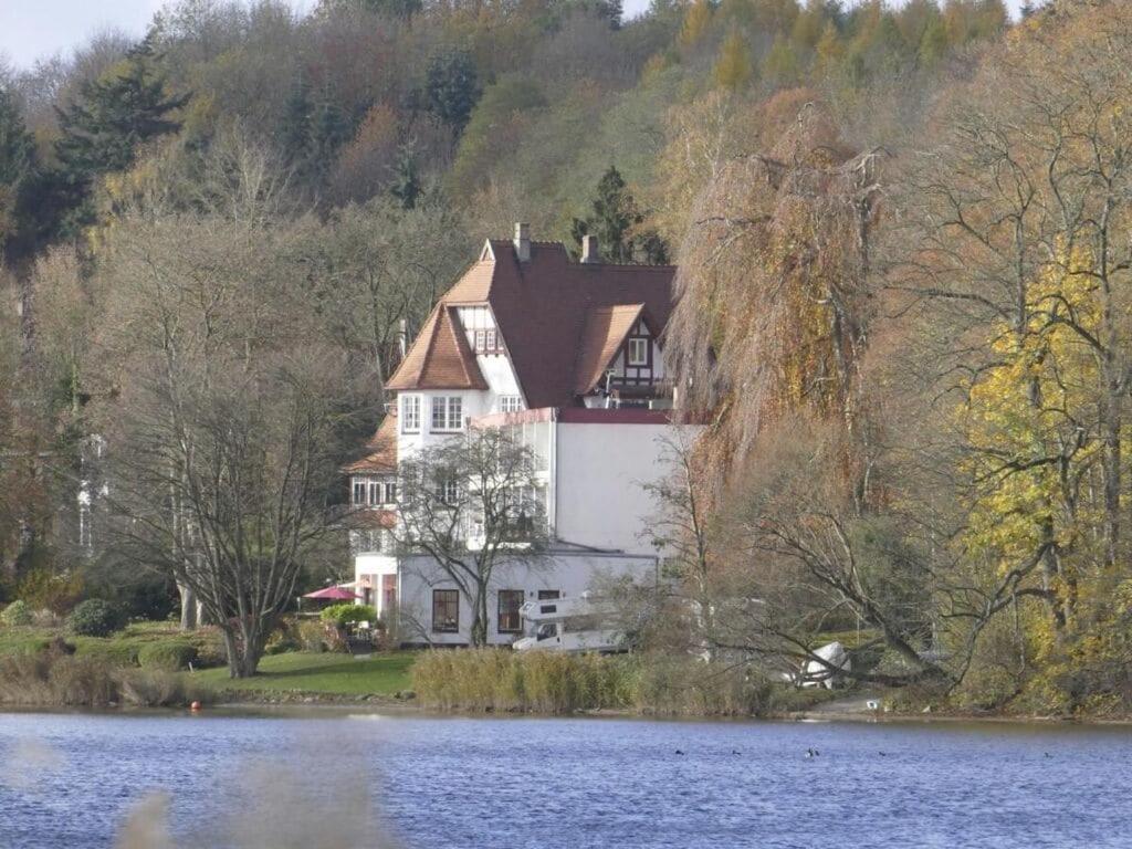 With direct access to the Kellersee
